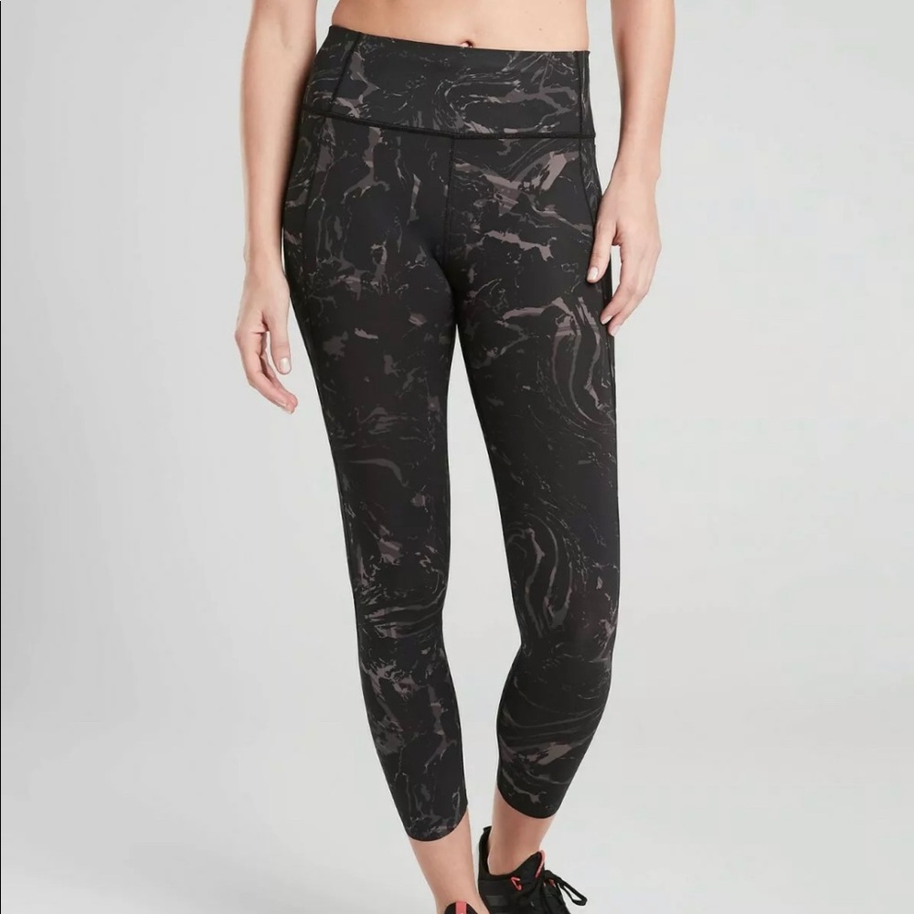 Athleta Velocity High Rise Stash Pocket Leggings